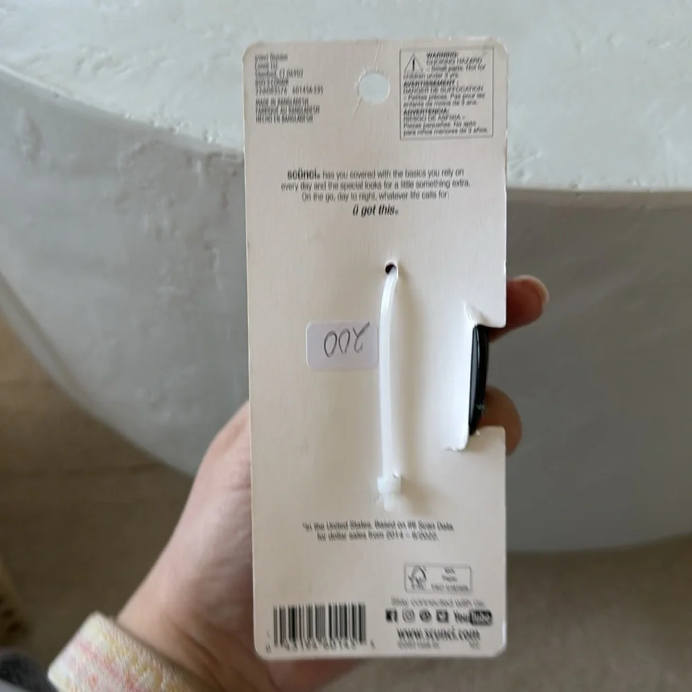 NEW- Scunci No Slip Grip Hair Clip